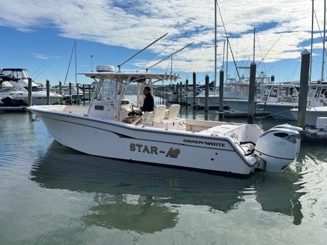 2008 Grady-White Bimini 306