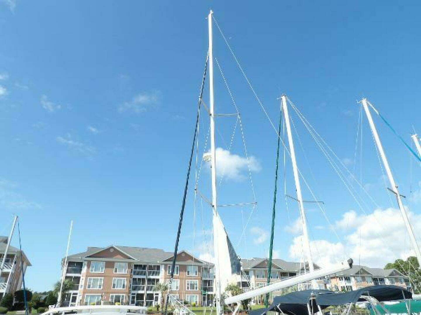 2002 Hunter 356 - Image 6