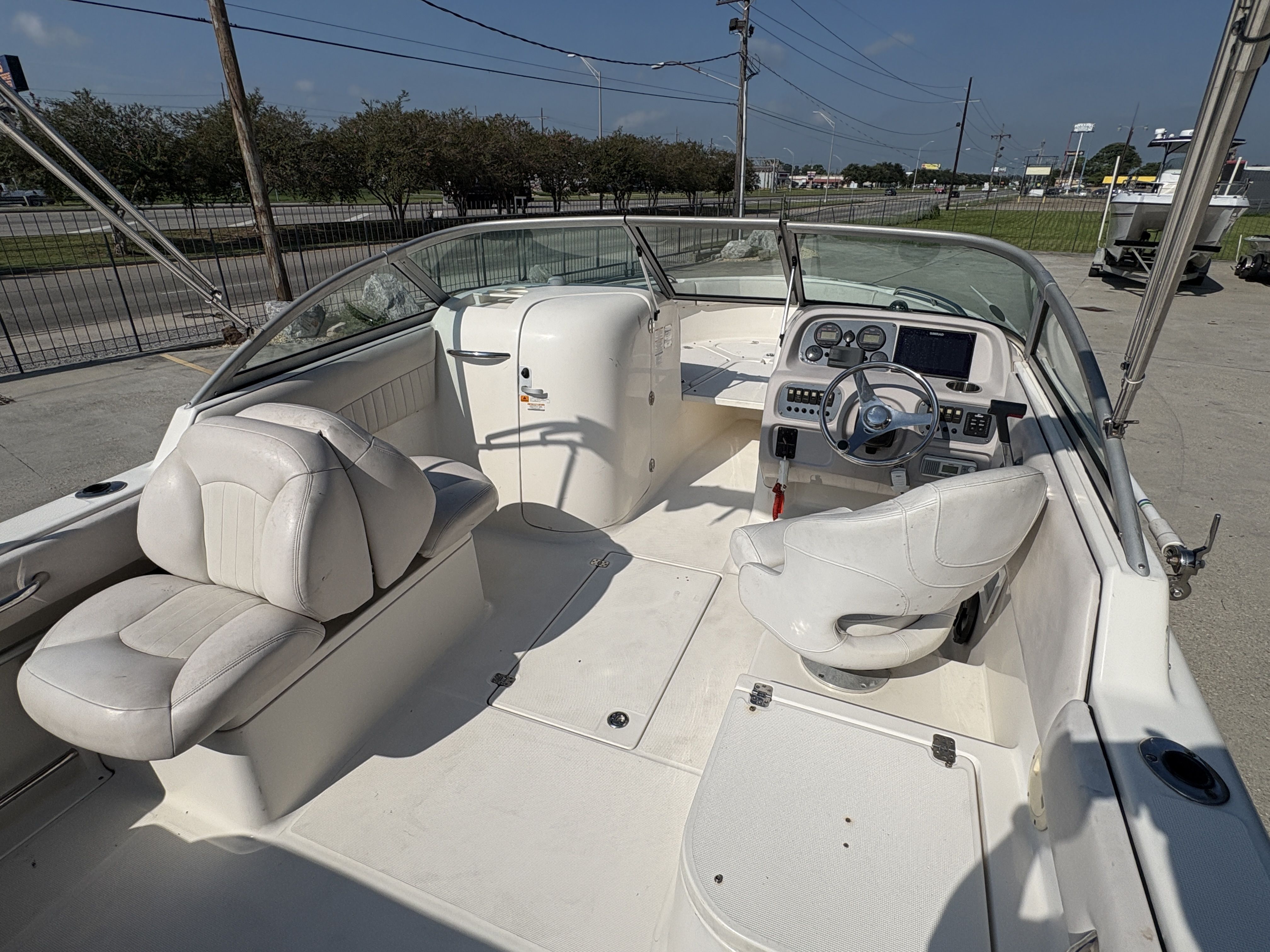 2006 Robalo R227 Dual Console - 6