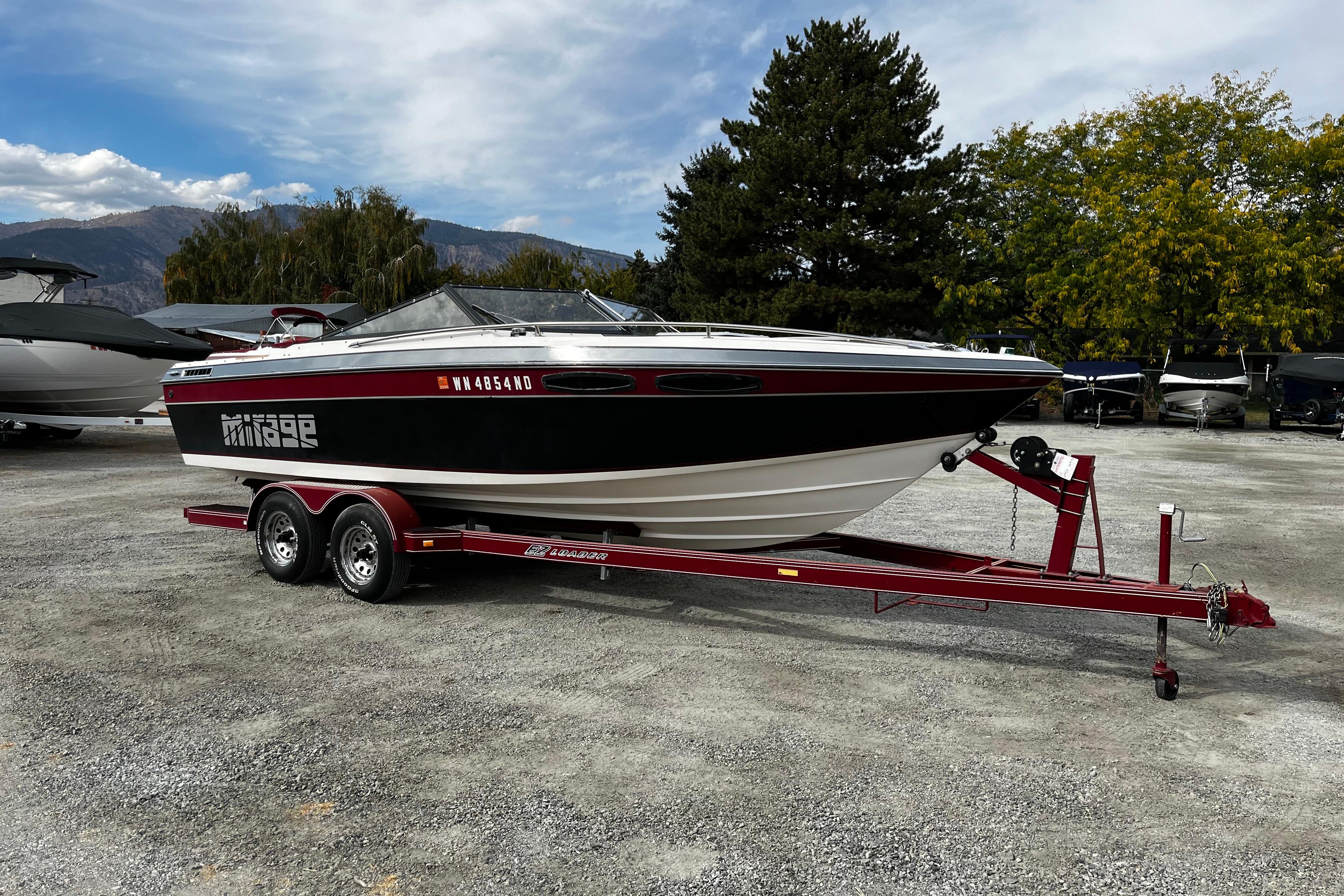 1988 Mirage Manufacturing 217 Intruder