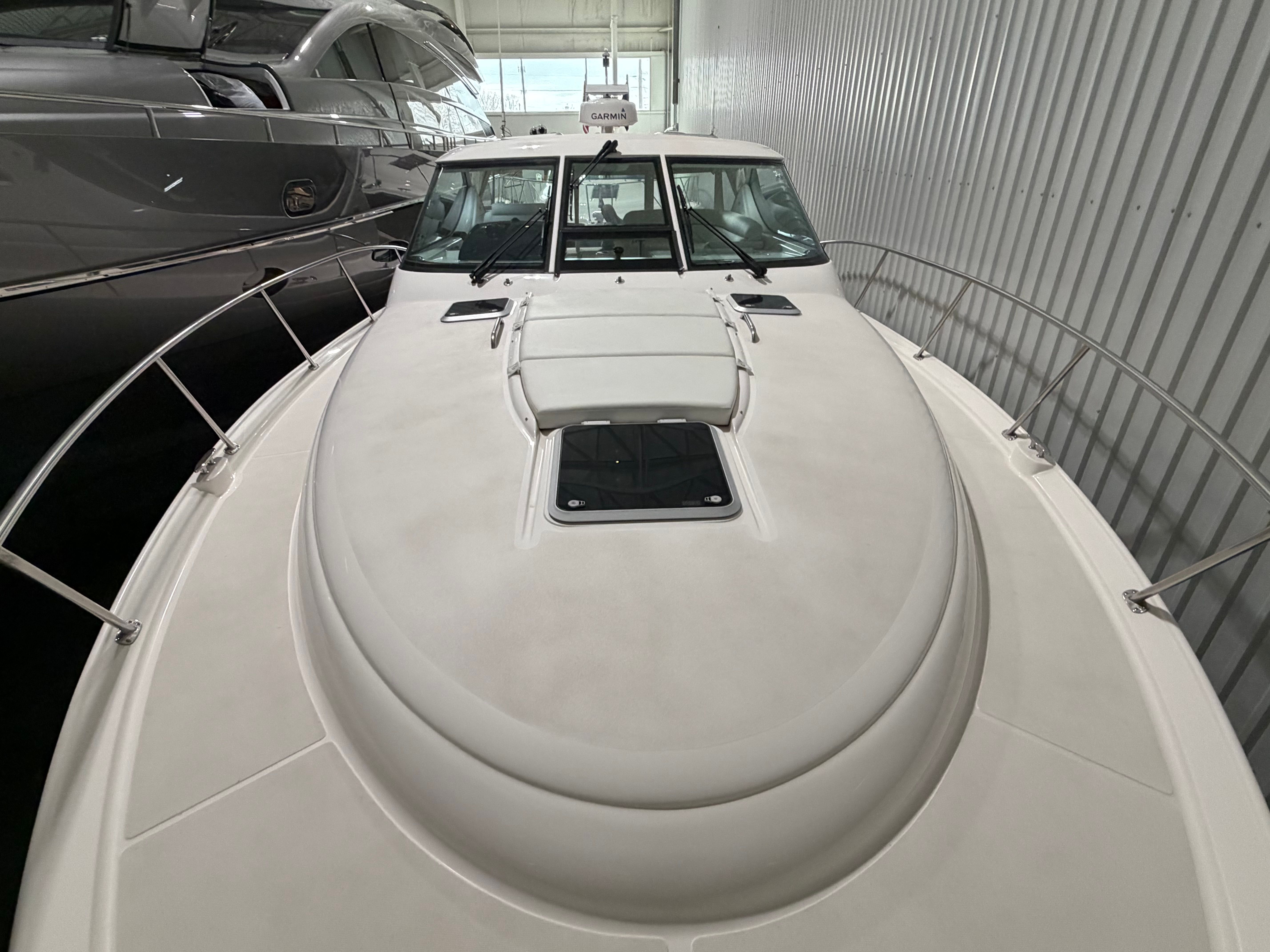 2009 Tiara Yachts 4300 Sovran - 56