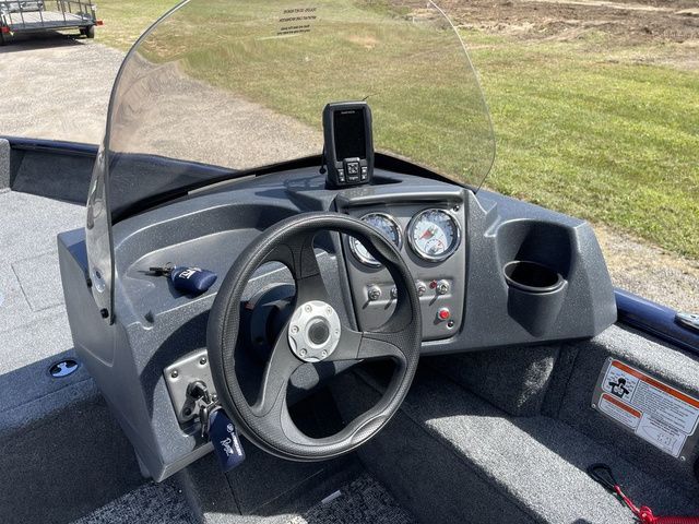 2026 Tracker Pro Guide V-16 SC - 22