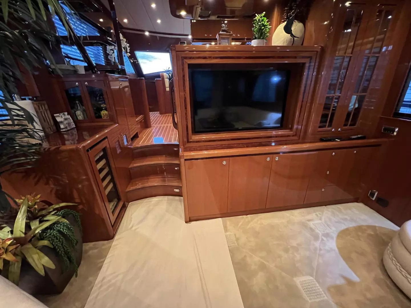 2012 Hampton — - Image 18
