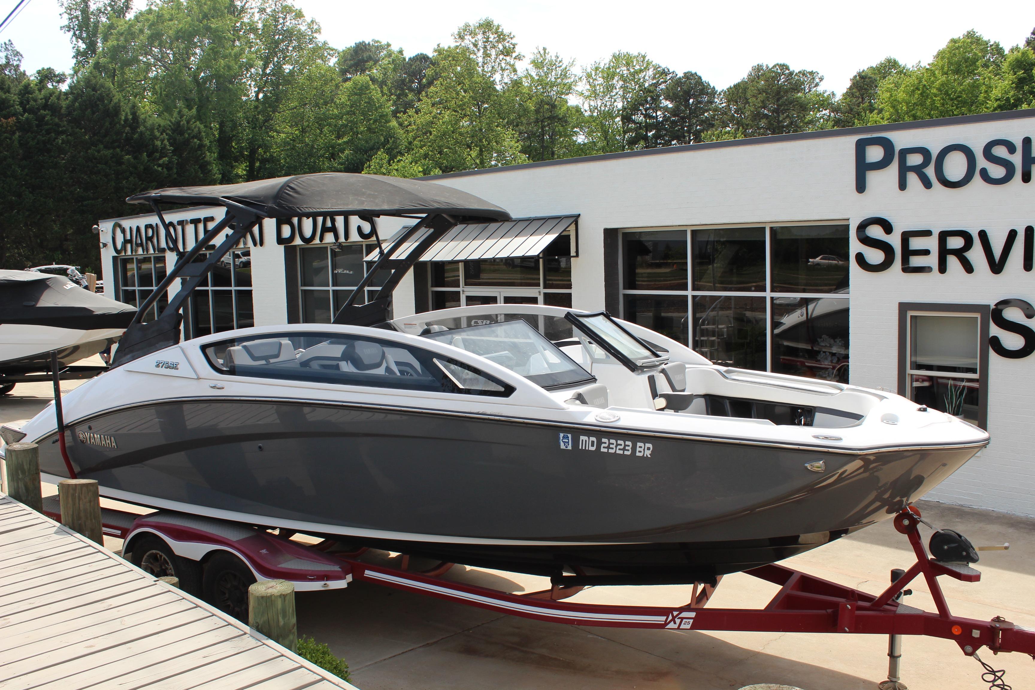 2020 Yamaha Boats 275SE