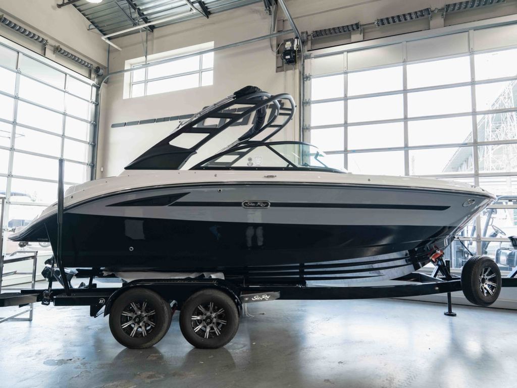 2026 Sea Ray SDS 230 SURF