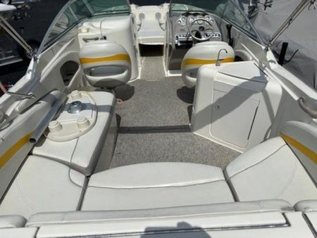 2004 Maxum 2400 SD