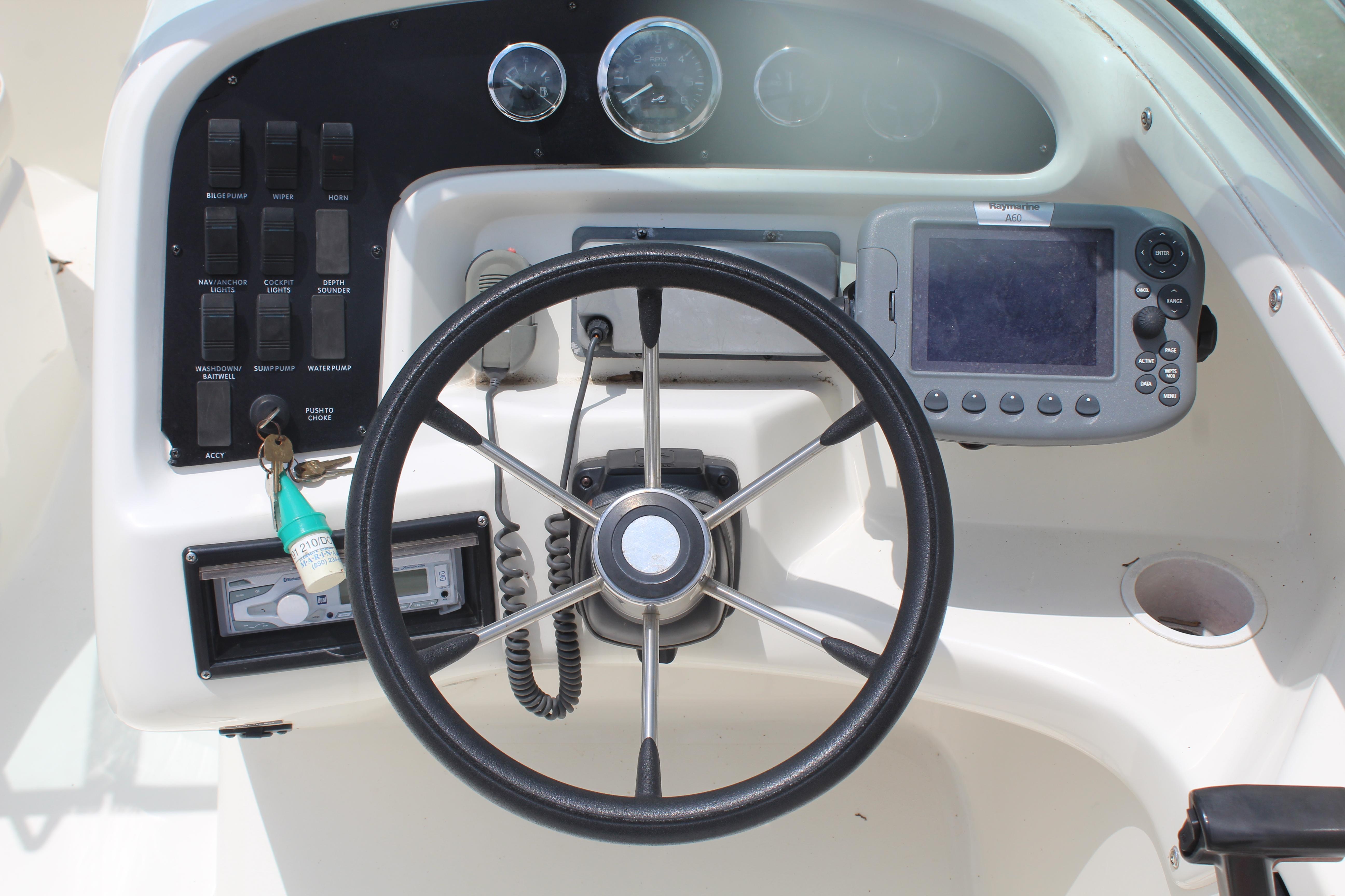 1999 Sea Ray 210 Dual Console - 9