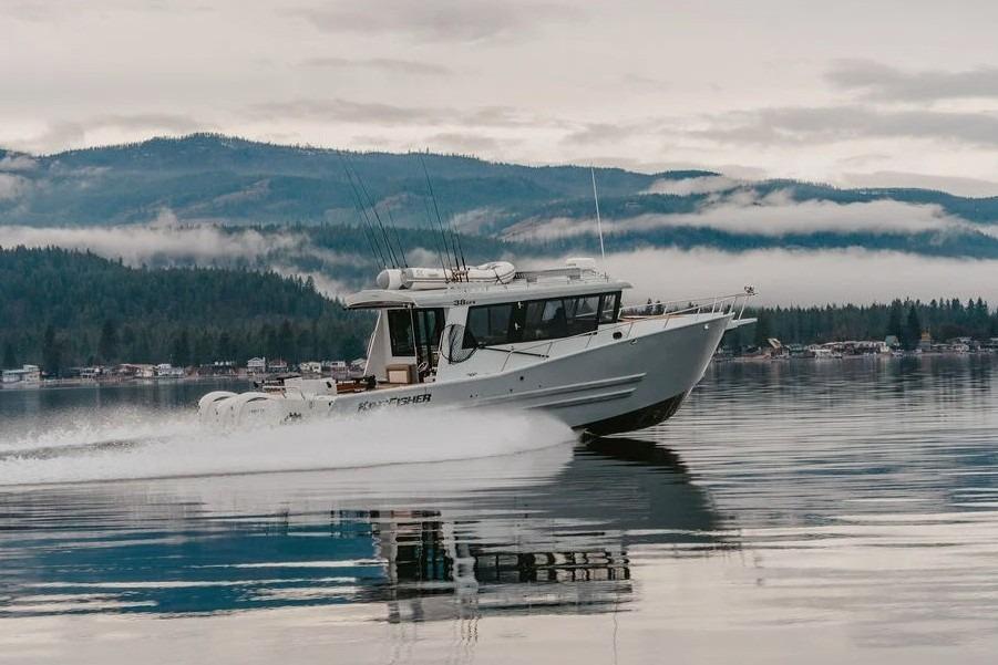 2026 KingFisher 38 GFX