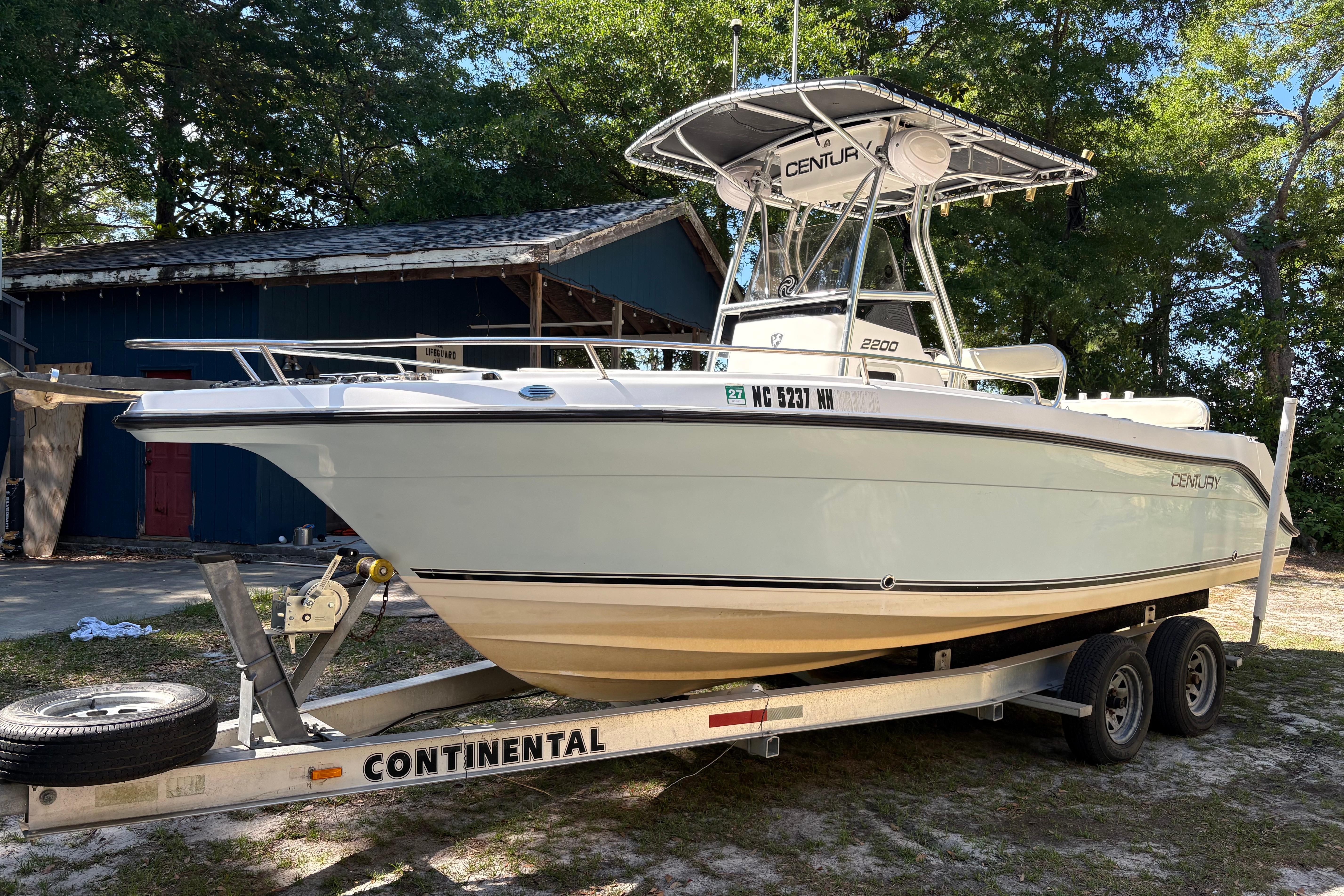 2005 Century 2200 Center Console