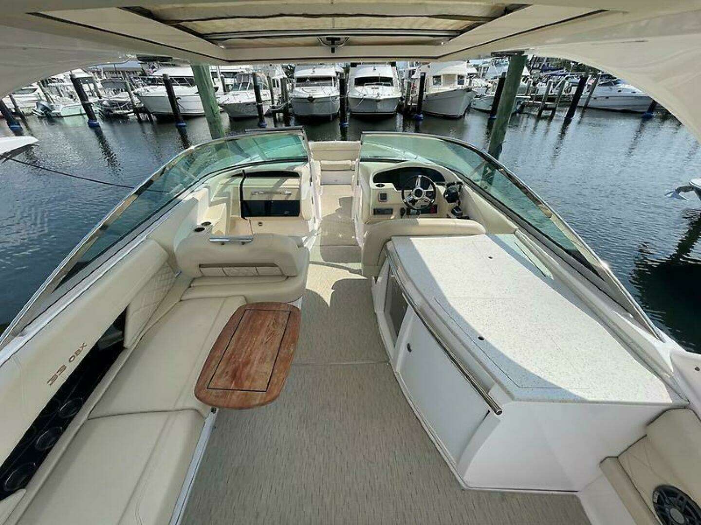 2018 Regal 33 OBX - Image 13