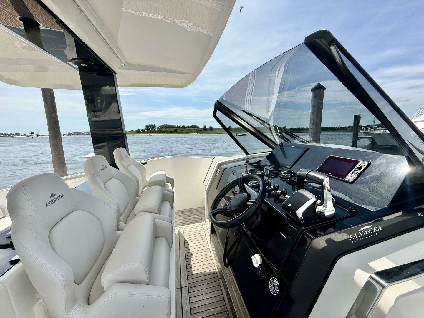 2023 Astondoa 377 Coupe Outboard - Image 26