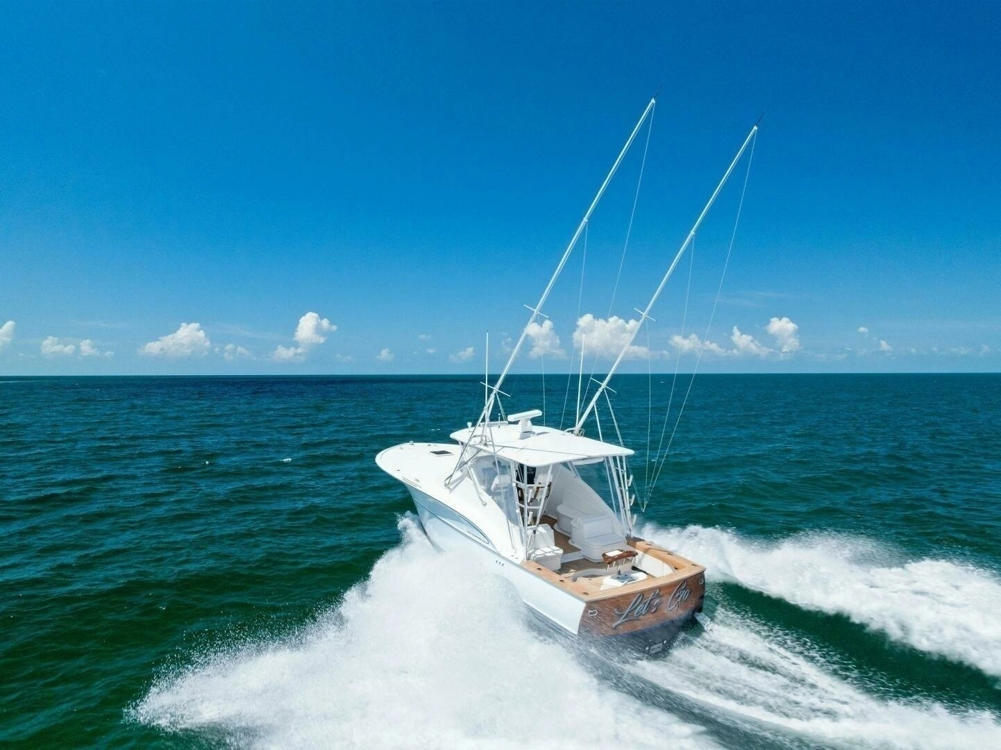 2018 Custom Carolina 35 Express - Image 50