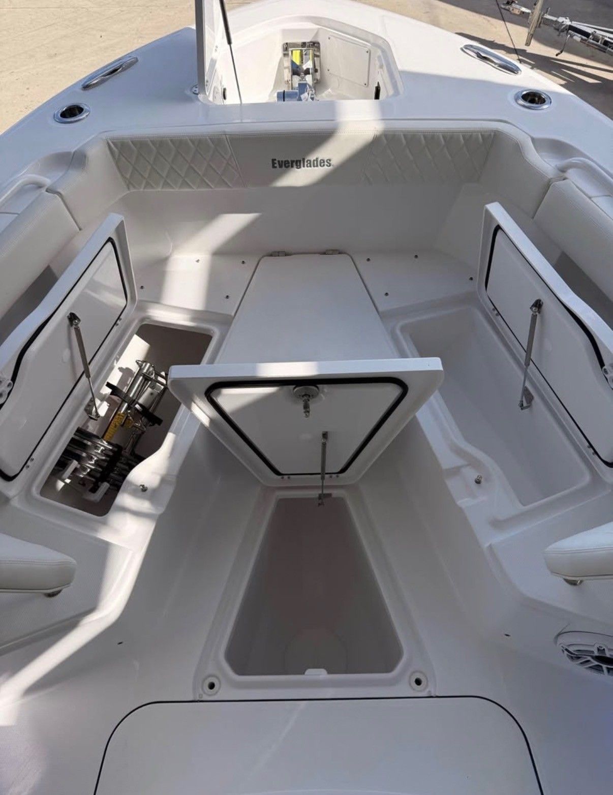 2026 EVERGLADES 375 CC - Image 3