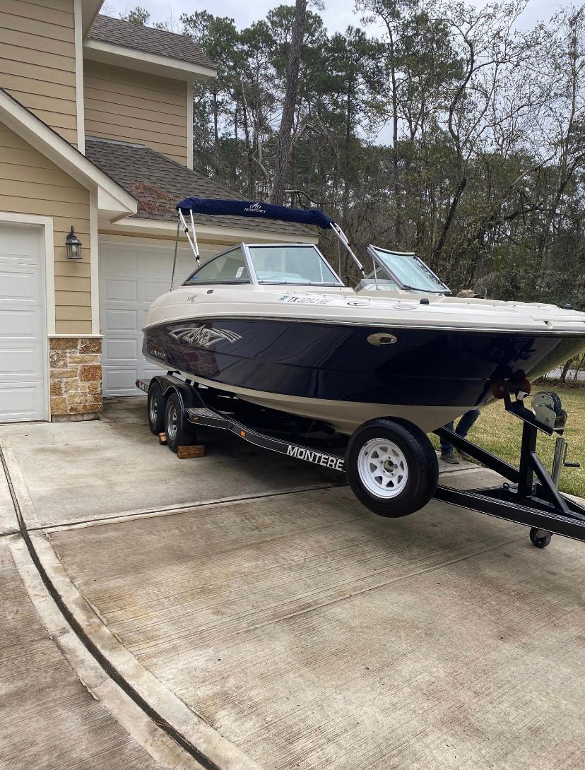 2005 Monterey 223 Explorer Sport