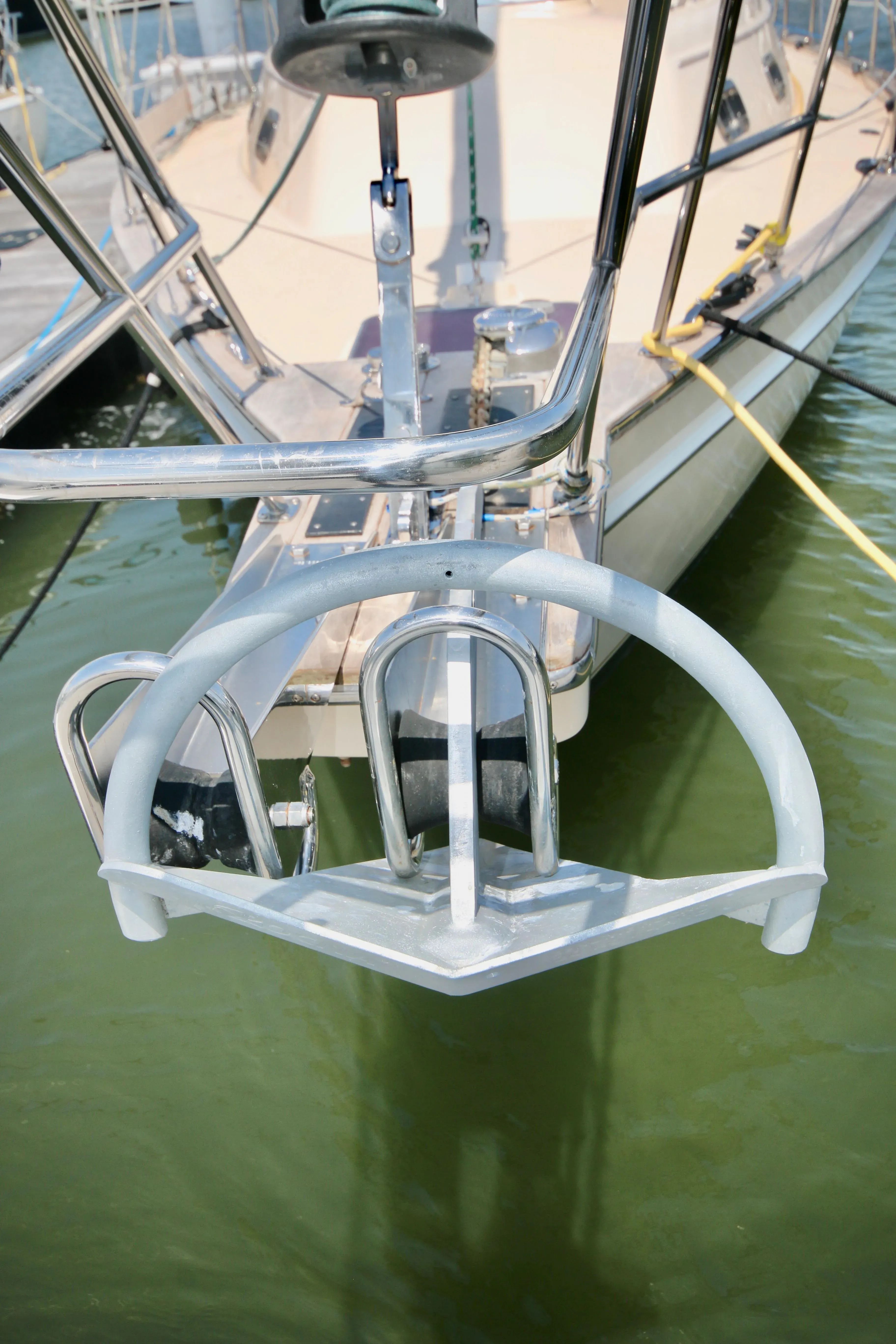 2004 Island Packet 370 - Image 17