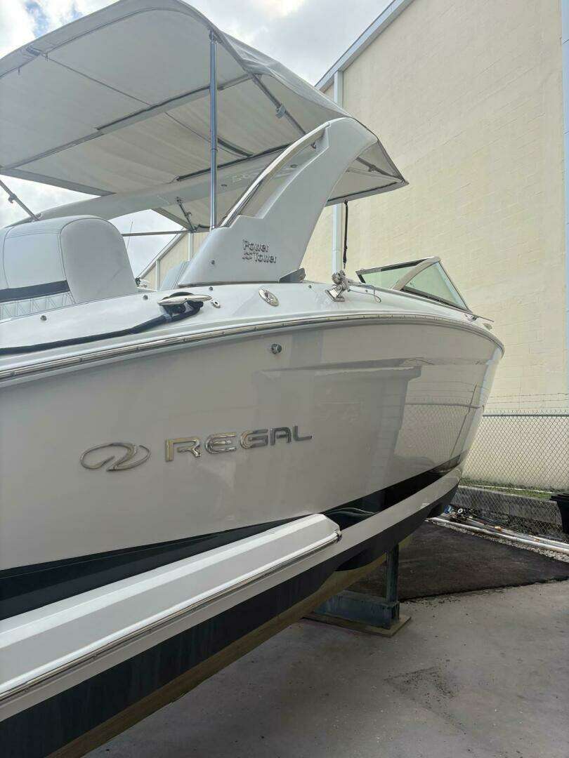 2022 Regal 29 OBX - Image 4