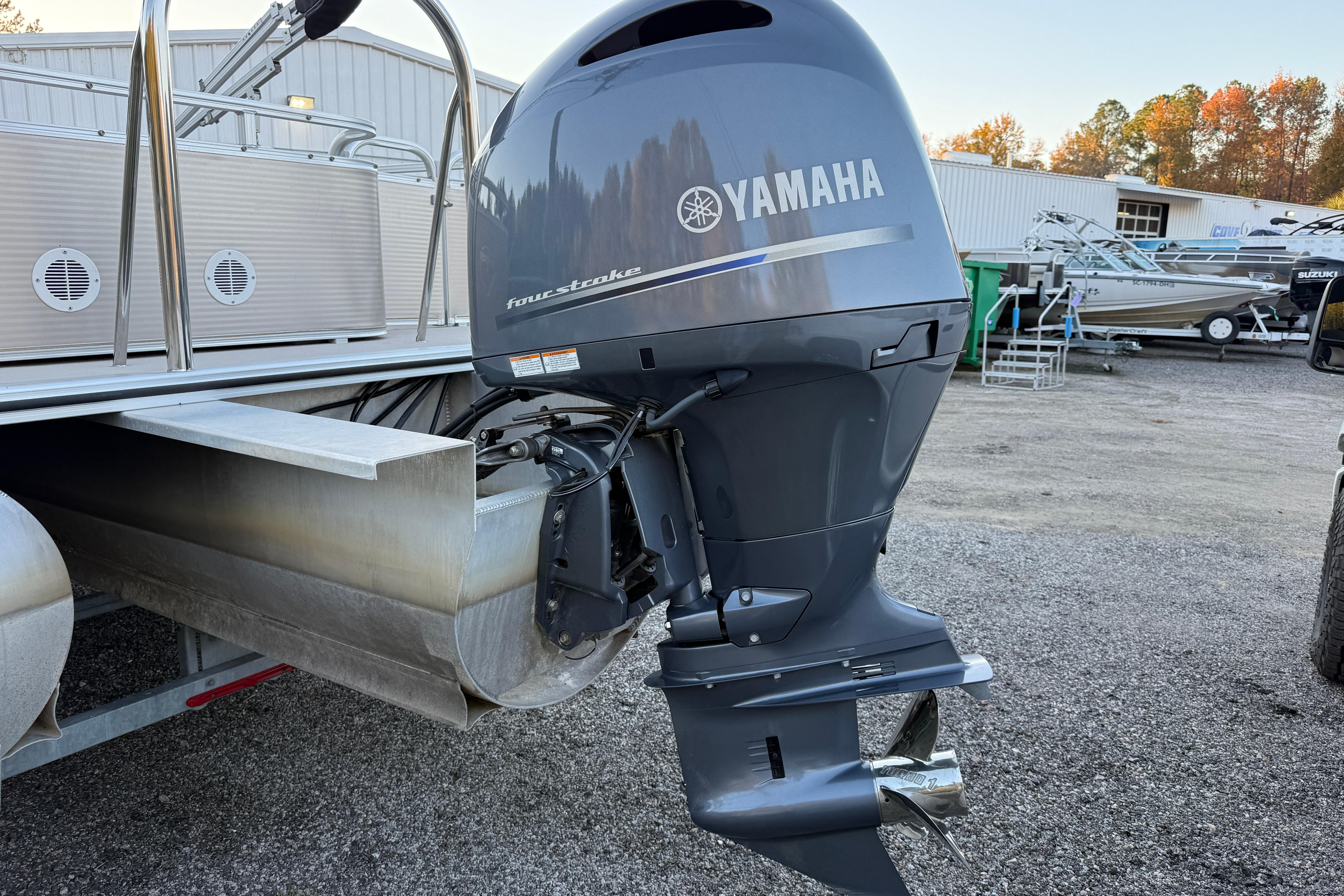 2011 Tahoe Pontoon 2485 DRL with Yamaha four-stroke outboard motor.