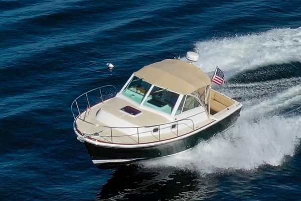 2005 Hunt Surfhunter 29