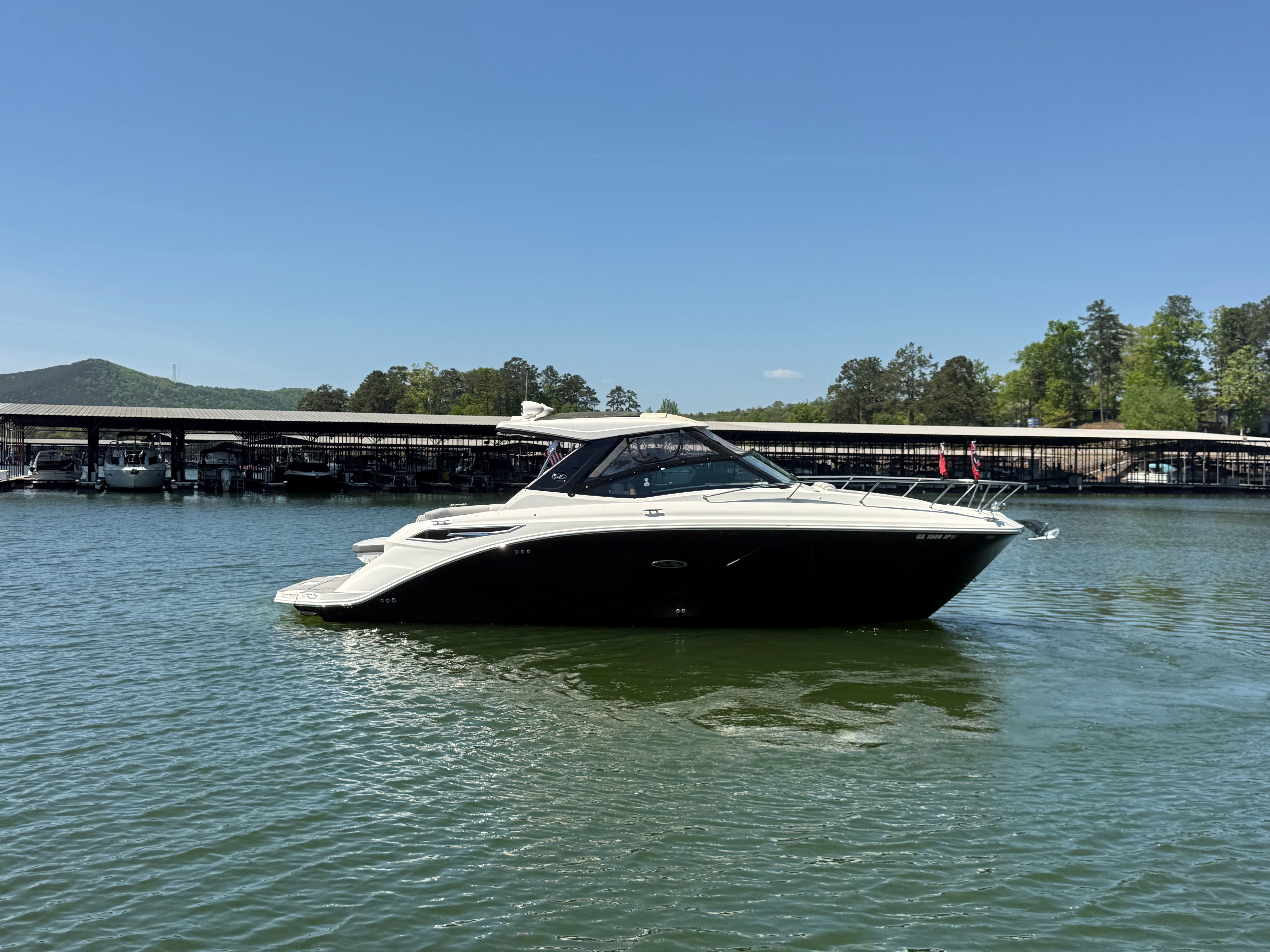 2021 Sea Ray Sundancer 320 - 10