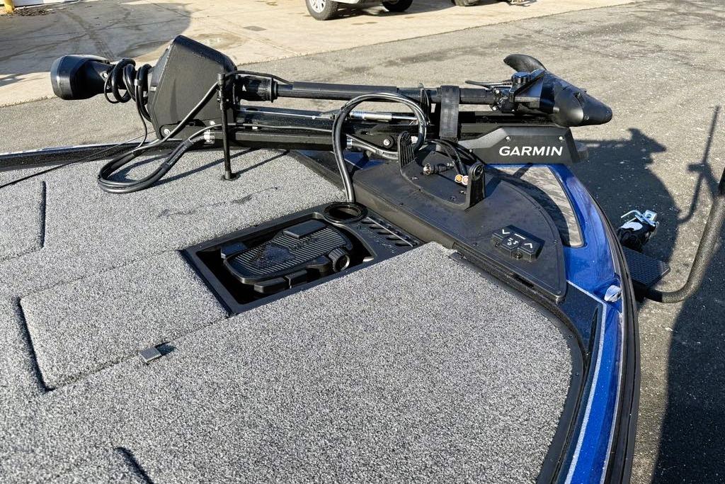 2026 Nitro Z20 XL Pro boat with Garmin trolling motor on deck.