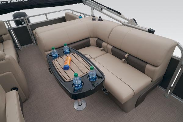 2023 Sun Tracker Party Barge 22 RF DLX - 35