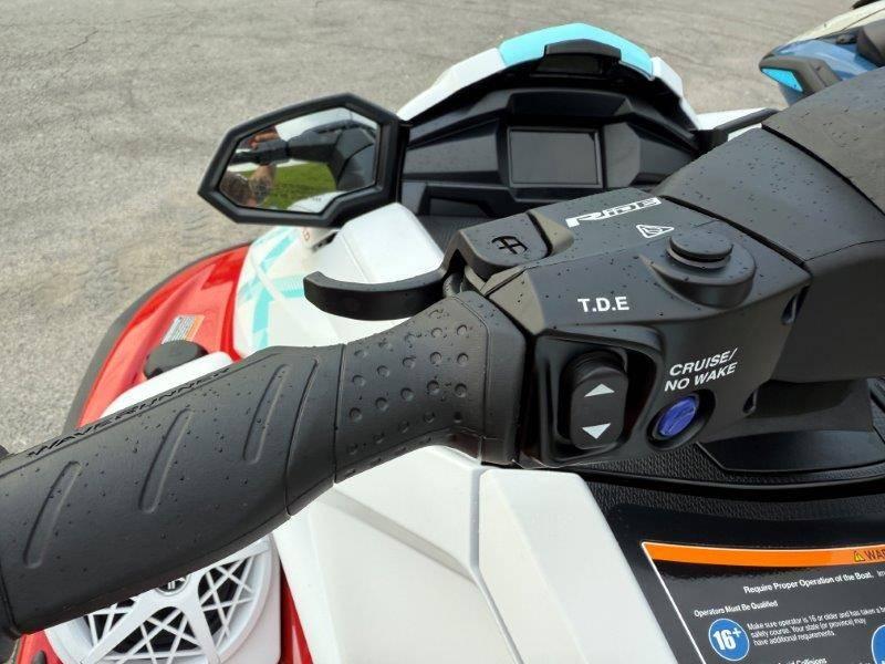 2025 Yamaha Boats WAVERUNNER VX LIMITED - 37