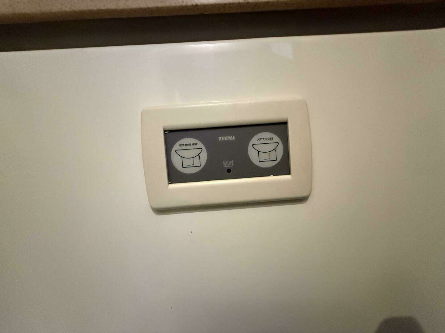 2007 Chris-Craft Roamer 40 - Image 27