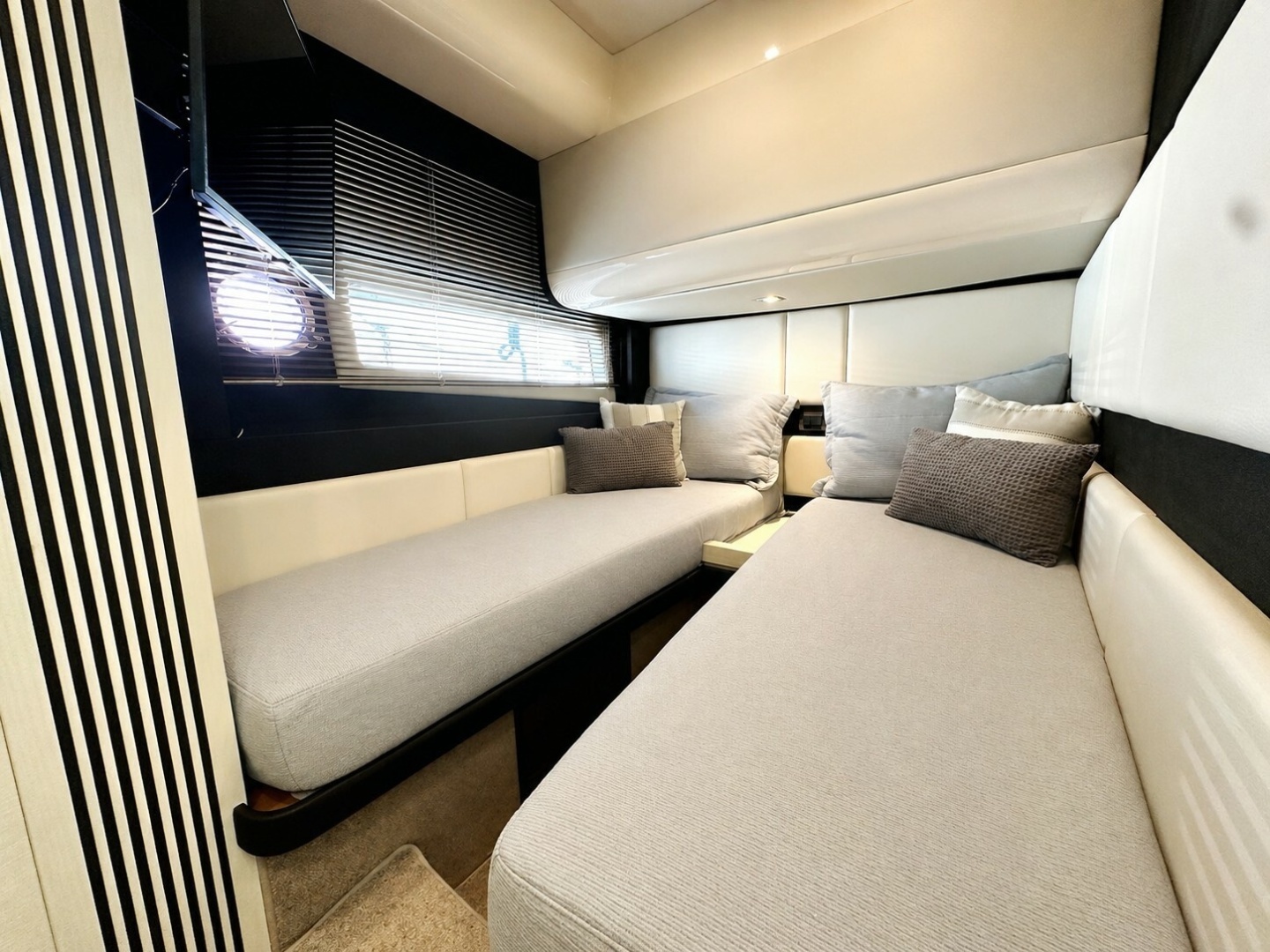 2015 Azimut 55S - Image 34