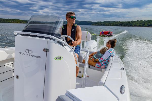 Manufacturer Provided Image: Tahoe 2150 CC