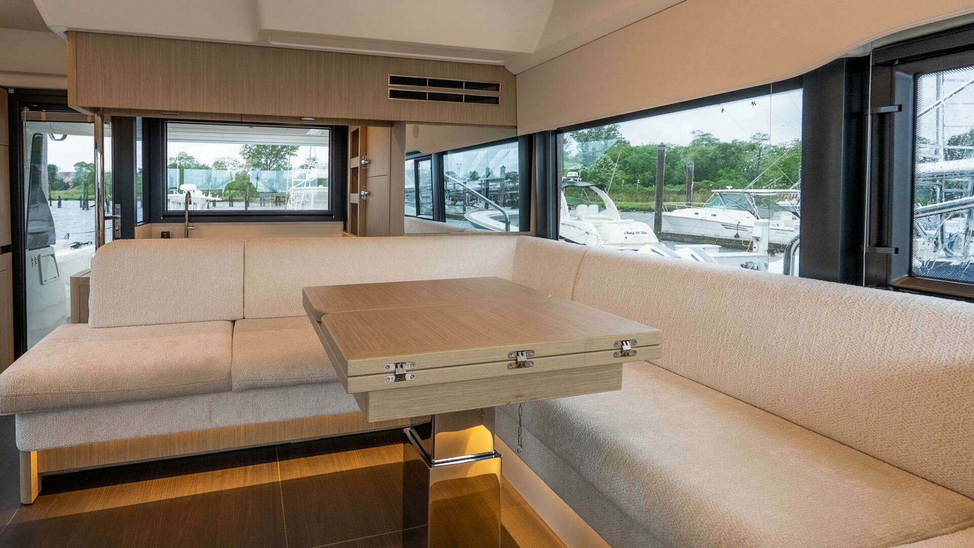 2025 Prestige F4.9 - Image 37