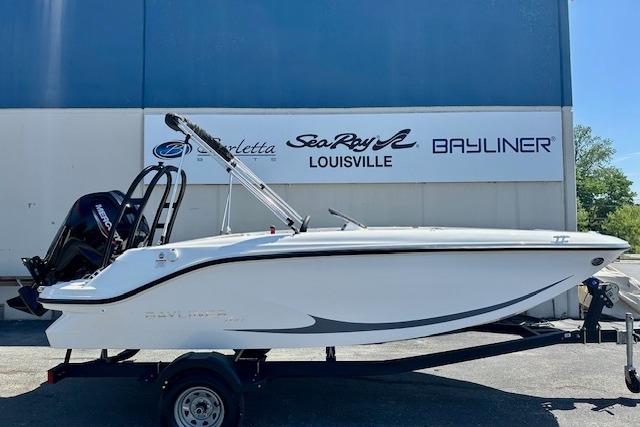 2026 Bayliner M17