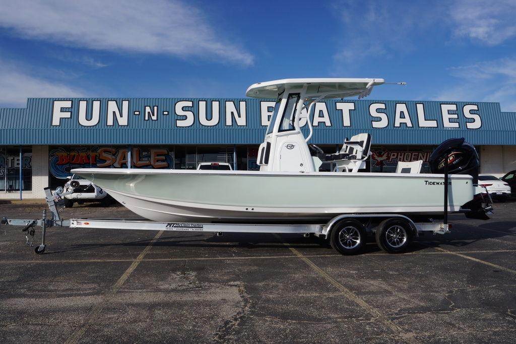 2026 Tidewater 2410 Bay Max