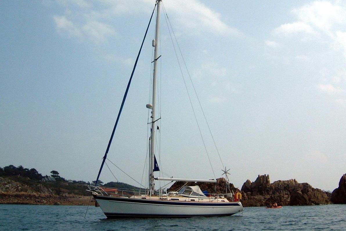 1999 Hallberg-Rassy 39