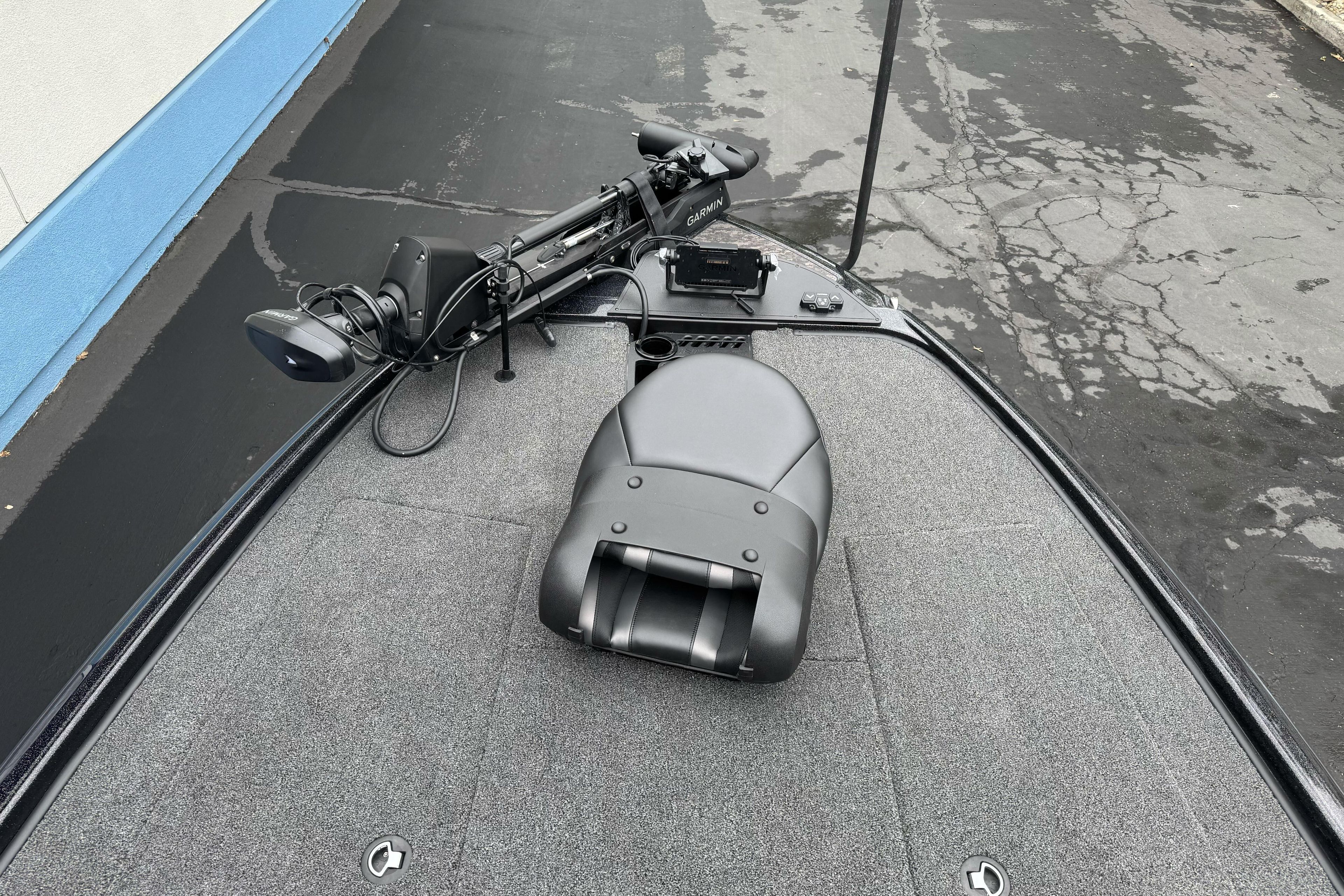 2026 Nitro Z20 XL Pro boat deck with Garmin equipment and seating.