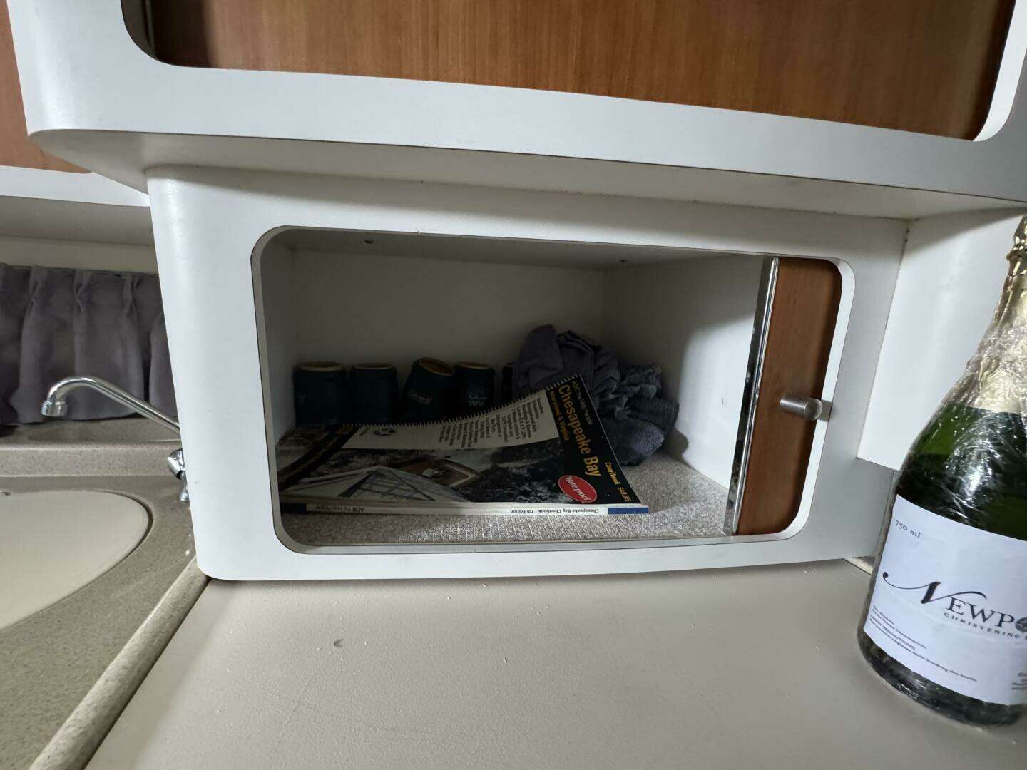 2002 Chris-Craft 328 - Image 17