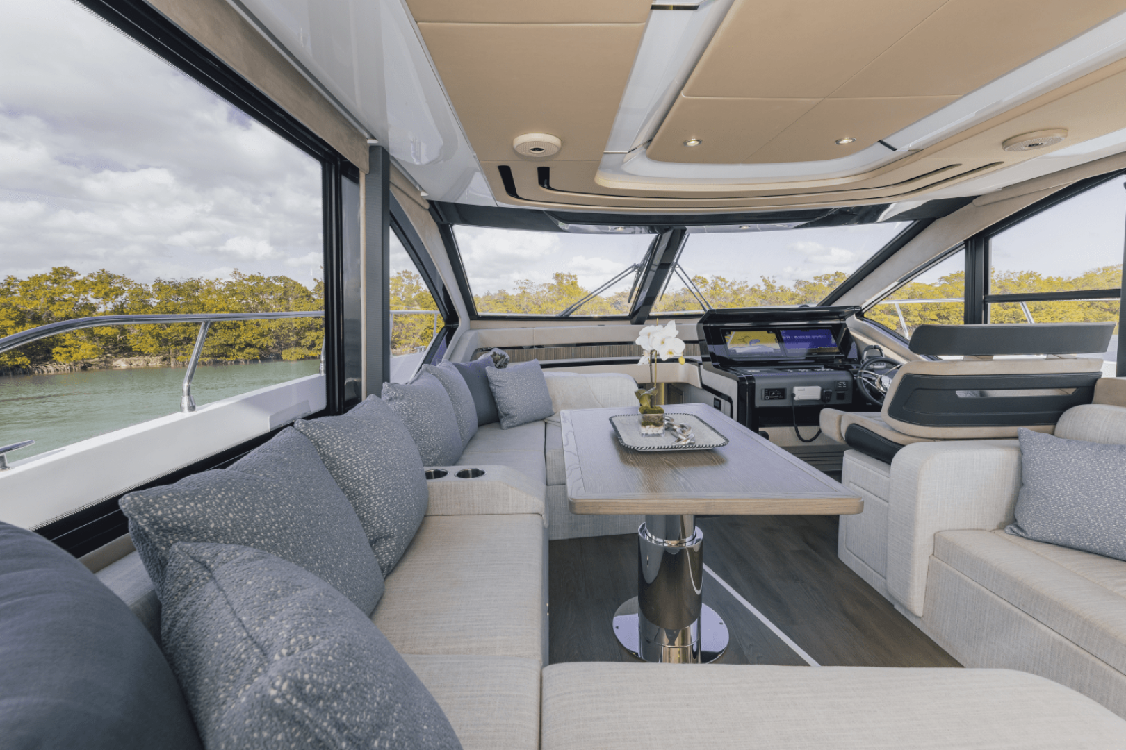 2027 Cruisers Yachts 57 FLY - Image 61