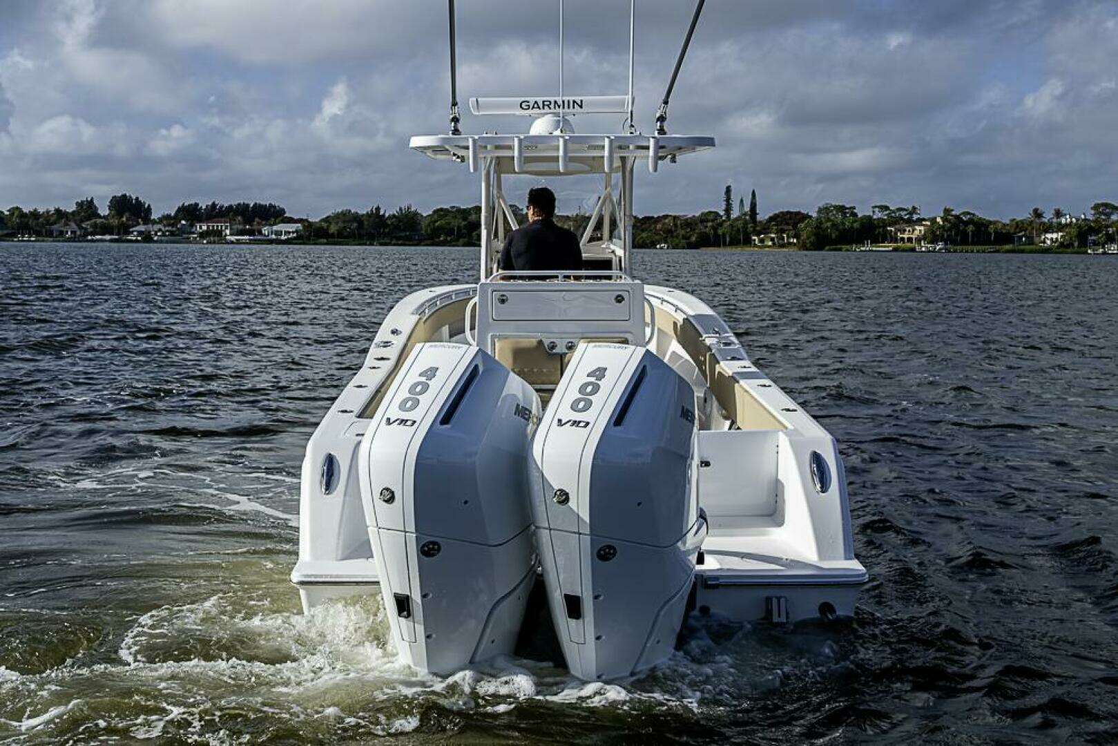 2023 Invincible 33 Open Fisherman - Image 3