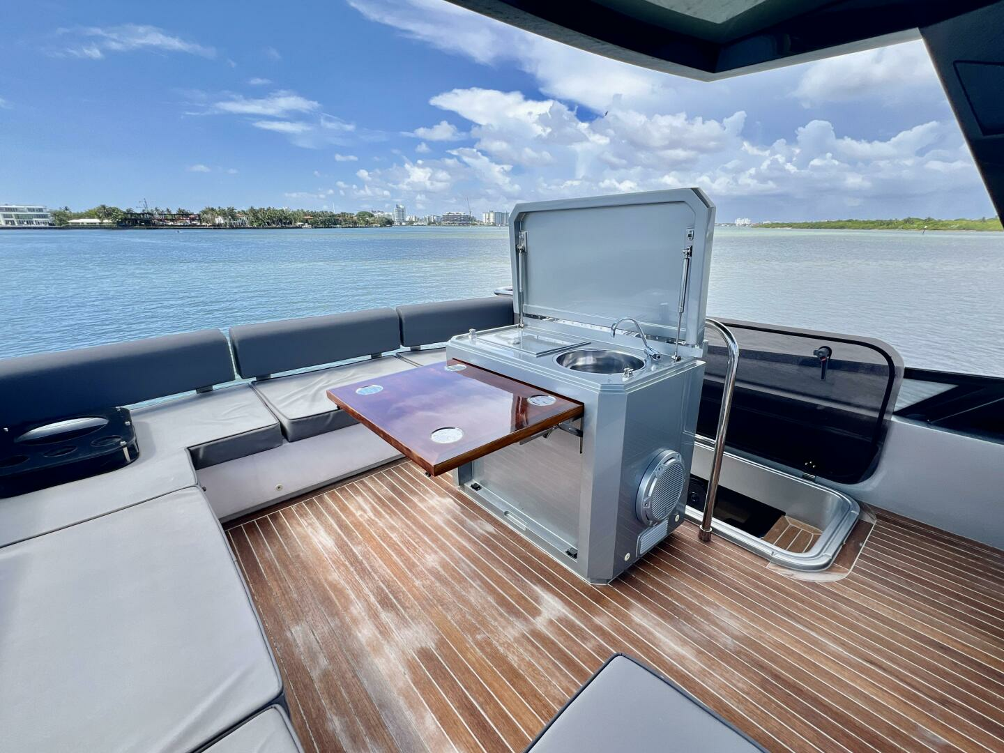 2022 Okean Flybridge 50 - Image 40