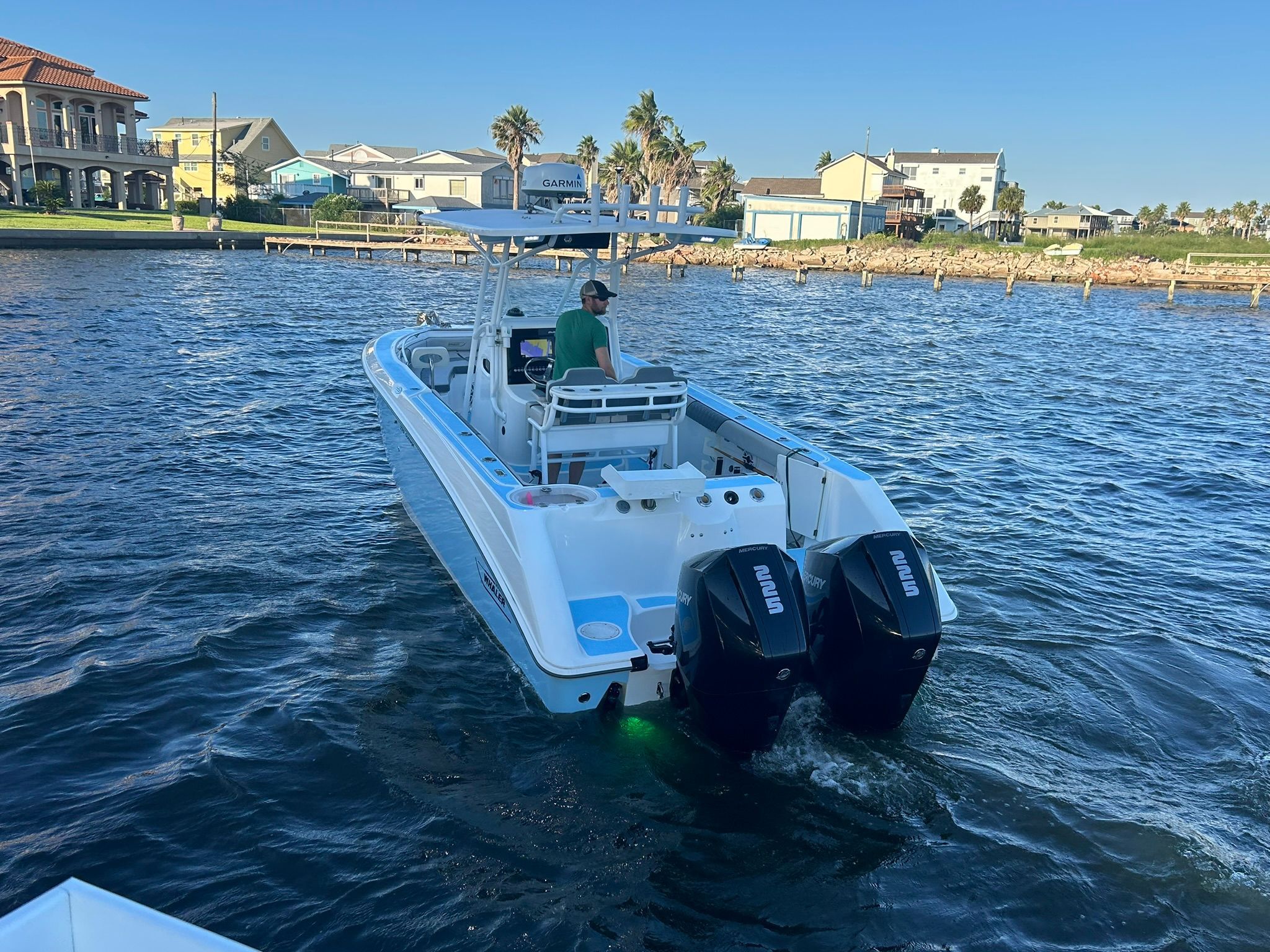 2003 Boston Whaler 270 Outrage - 9