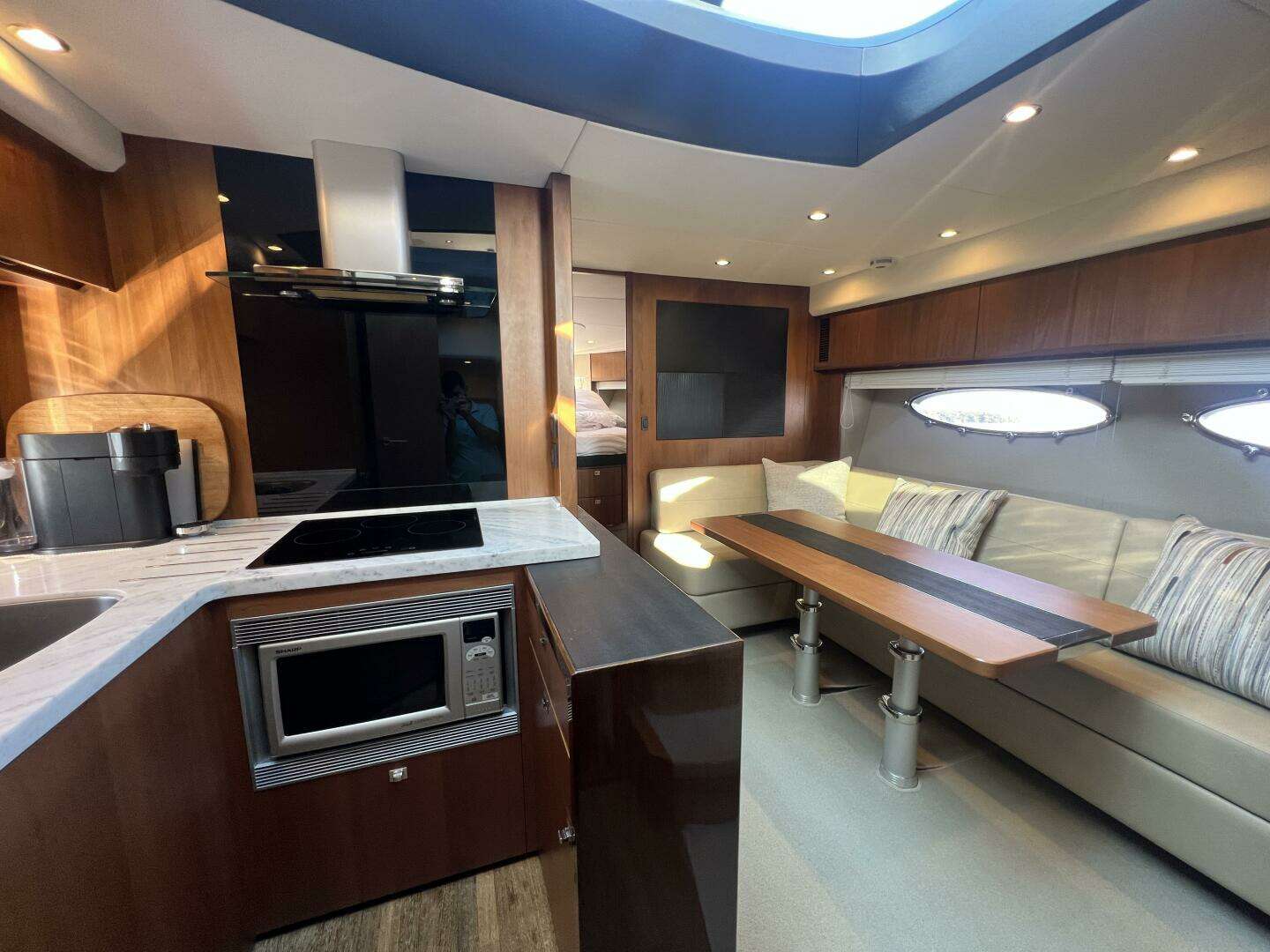 2015 Princess V52 - Image 15