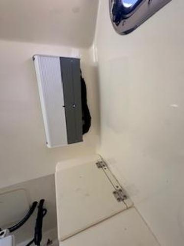 2011 Pursuit C 280 Center Console - 32