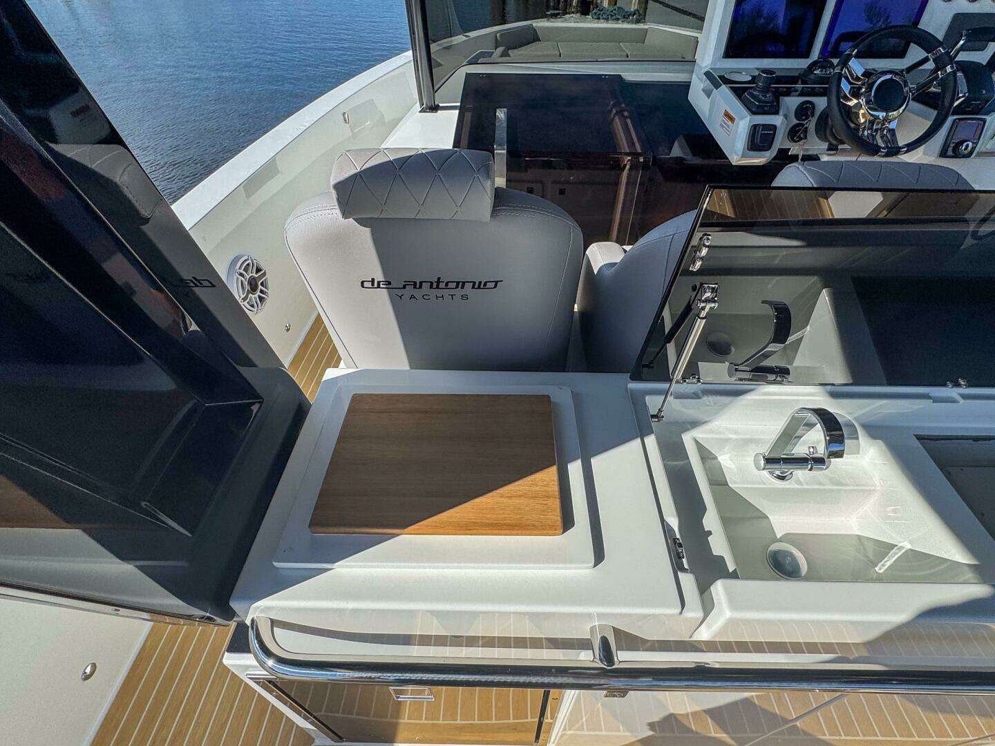 2026 De Antonio Yachts D42 - Image 16