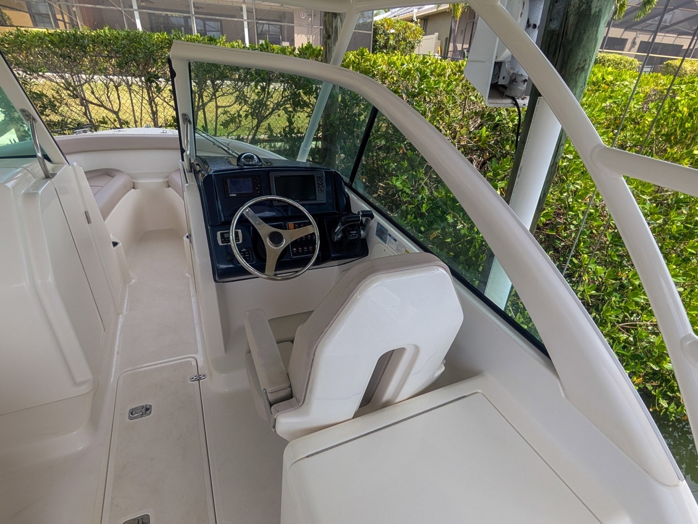 2015 Pursuit DC 265 Dual Console - Image 7