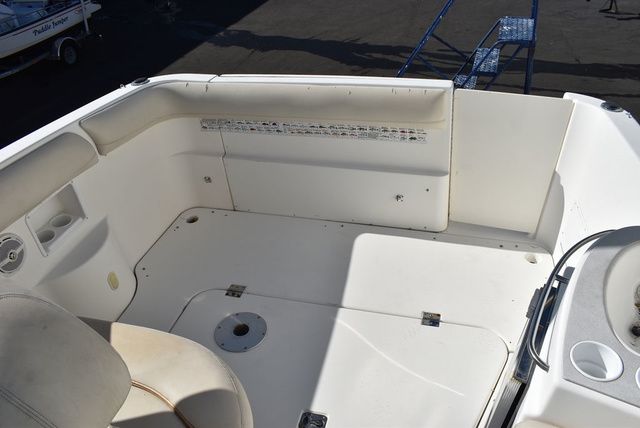 2005 Larson Cabrio 310 - 18