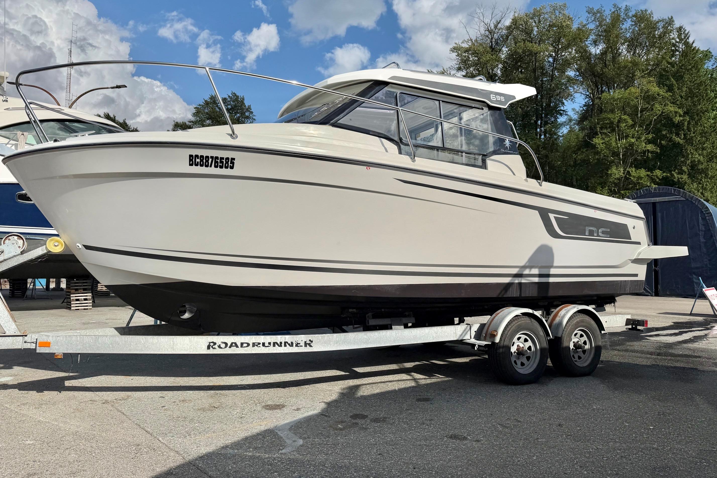 2023 Jeanneau NC Sport 695 Series 2