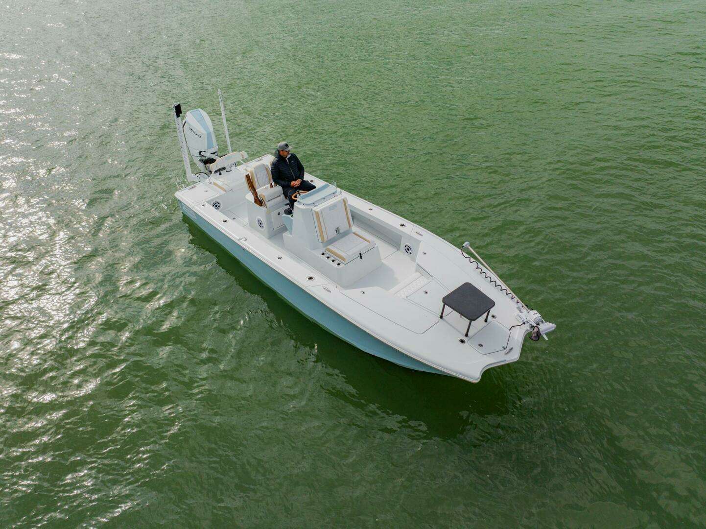 2026 Broadwater Boatworks 25 Bay Cat - Image 10