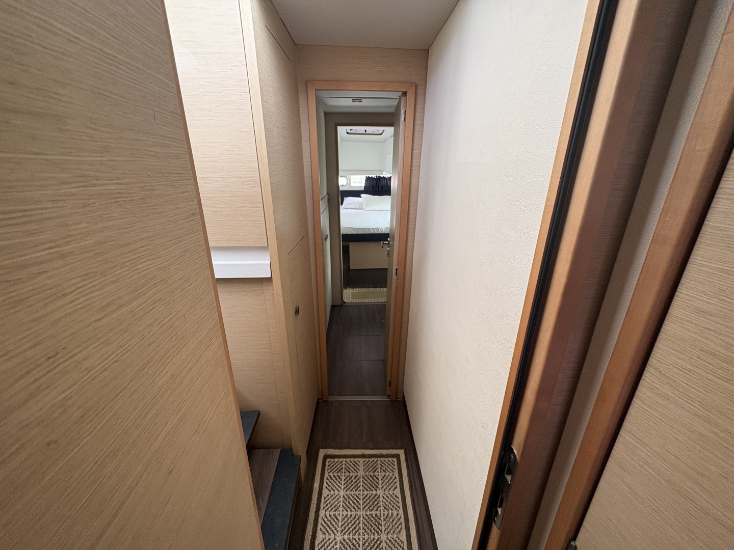 2017 Fountaine Pajot Helia 44 Evolution Oceanic Package - Image 19