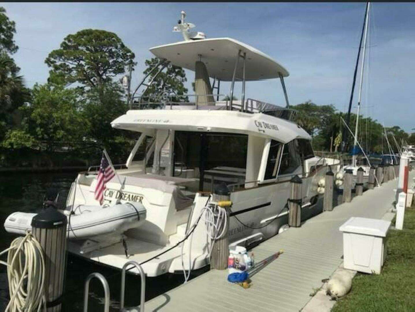 2022 Greenline 48 Diesel Flybridge with Hardtop - Image 50