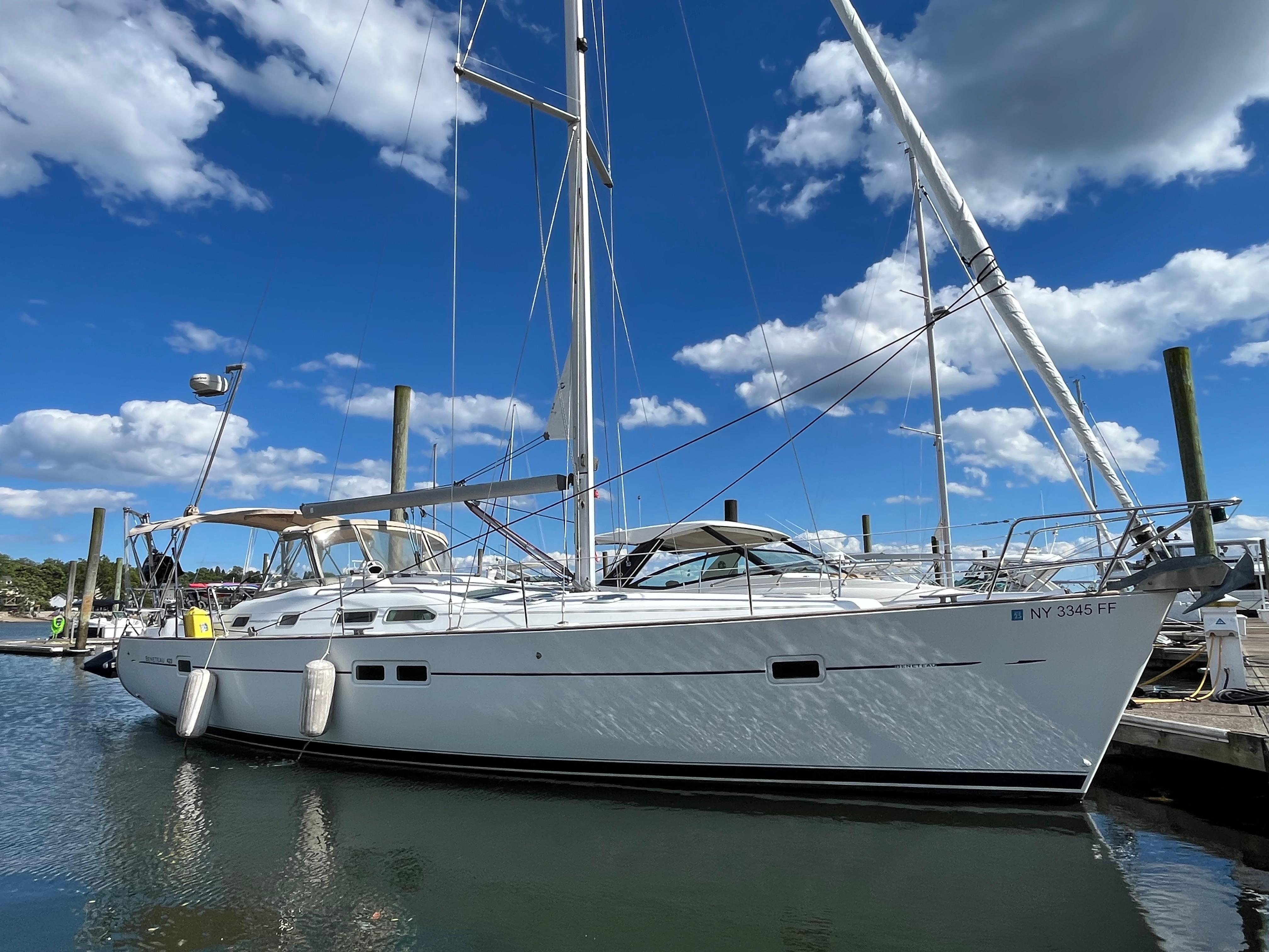 2004 Beneteau 423