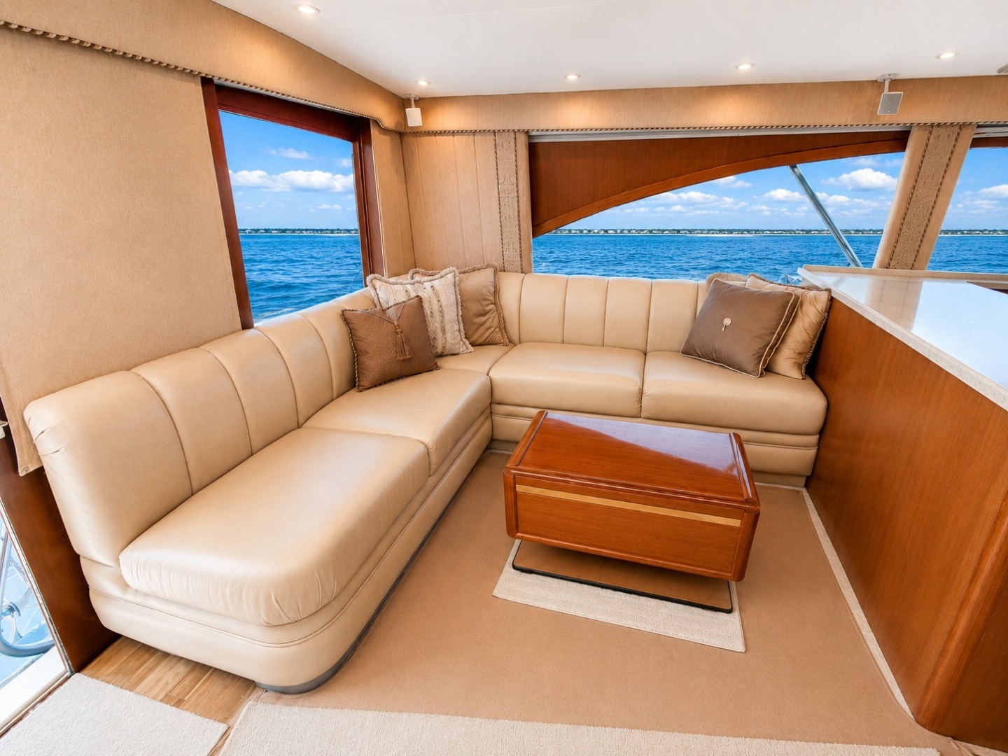 2004 Ocean Yachts 50 Convertible - Image 16